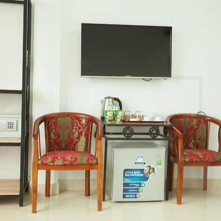 Funtour Hotel Дананг Екстериор снимка