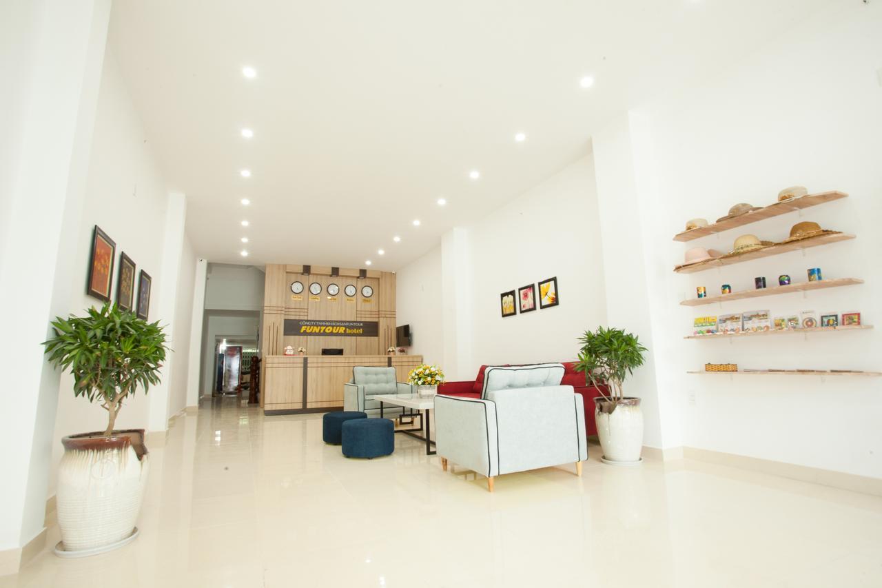 Funtour Hotel Дананг Екстериор снимка